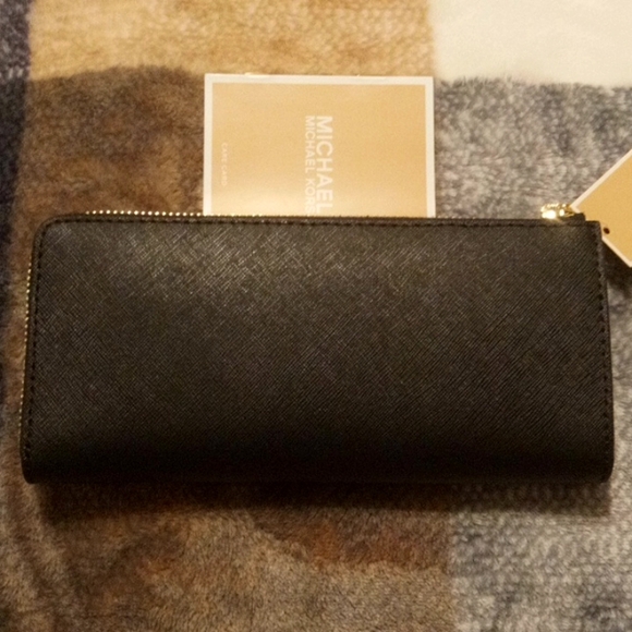 NWT $298💕 MICHAEL KORS Jet Set Travel 3/4 Zip Around Black Leather Wallet! - Picture 3 of 10